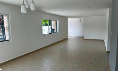 SE VENDE CASA, GRAN JARDIN, JARDIN AGAVES 412, LEON GUANAJUATO. ZONA NORTE