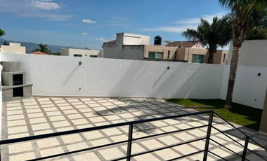 SE VENDE CASA, GRAN JARDIN, JARDIN AGAVES 412, LEON GUANAJUATO. ZONA NORTE