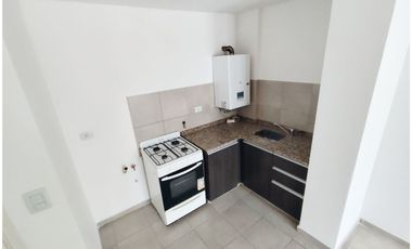 ALQUILA: Dpto 1 Dormitorio con Patio / B° GUEMES