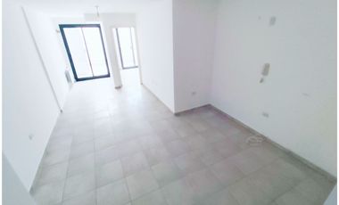 ALQUILA: Dpto 1 Dormitorio con Patio / B° GUEMES