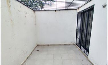 ALQUILA: Dpto 1 Dormitorio con Patio / B° GUEMES
