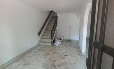 ALQUILO CASA LA HACIENDA