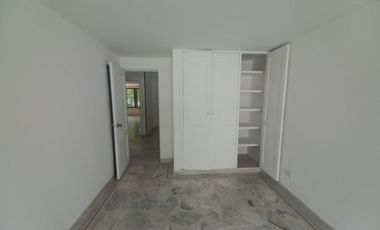 ALQUILO CASA LA HACIENDA