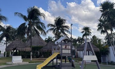 🔆Hermosa casa en venta con gran ubicación 😍 📍SM 50/ Residencial Quinta Madeira