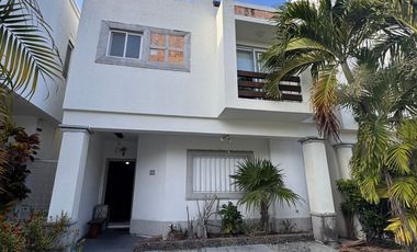 🔆Hermosa casa en venta con gran ubicación 😍 📍SM 50/ Residencial Quinta Madeira