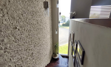 CASA CON 3 RECÁMARAS DE ENTREGA INMEDIATA EN CLUB DE GOLF LA HUERTA