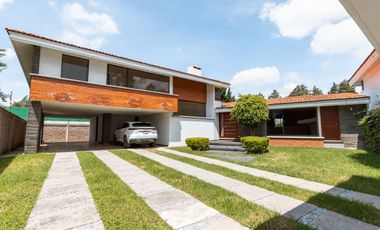 CASA DE 3 RECÁMARAS CON JARDÍN EN CIPRESES DE ZAVALETA, PUEBLA