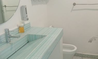 VENTA DE HOTEL EN COCOYOC , CON LOCALES RENTADOS
