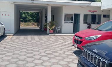 VENTA DE HOTEL EN COCOYOC , CON LOCALES RENTADOS