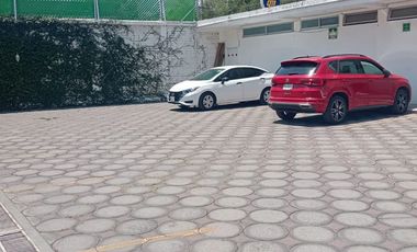 VENTA DE HOTEL EN COCOYOC , CON LOCALES RENTADOS