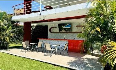 VENTA DE HOTEL EN COCOYOC , CON LOCALES RENTADOS