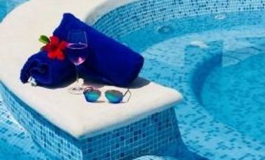 VENTA DE HOTEL EN COCOYOC , CON LOCALES RENTADOS