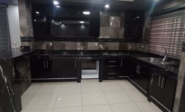 RENTA DE CASA DE 2 NIVELES EN LA COL. SAN JOSE GABRIEL TEPEPA