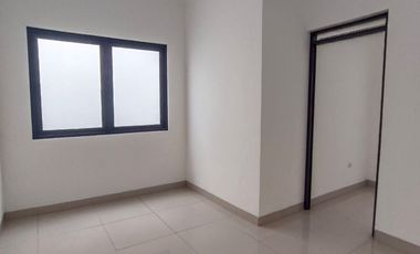 Rumah Vil Cihanjuang, Baru 2 LANTAI Murah Mewah New Dkt Kota Cimahi Utara, Bandung Barat Jual Dijual
