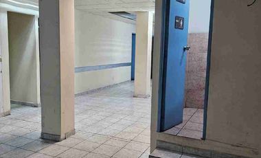 Amplio local comercial ideal para consultorios u oficinas