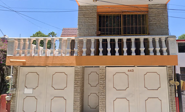 Casa en Venta. Valle Dorado, Tlalnepantla de Baz, EDOMEX. Remate Hipotecario.