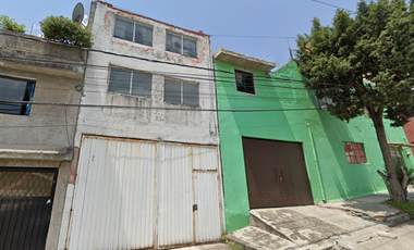 Casa en calle Aconcagua, Lomas de Occipaco, Naucalpan, EDOMEX.