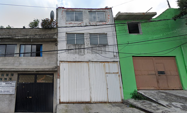 Casa en calle Aconcagua, Lomas de Occipaco, Naucalpan, EDOMEX.