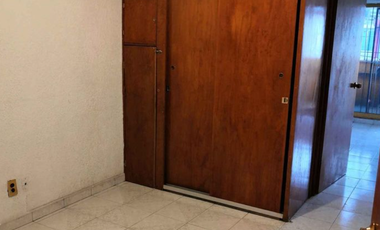 Casa en calle Aconcagua, Lomas de Occipaco, Naucalpan, EDOMEX.