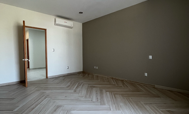 SE VENDE CASA EN BARRANCA DEL REFUGIO, ZONA NORTE, EN LEON GUANJAUTO