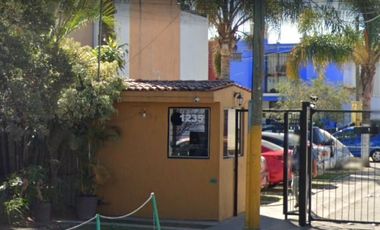 Casa en Venta. Santa Margarita 1ra Sección, Zapopan, Jalisco. Remate Hipotecario.