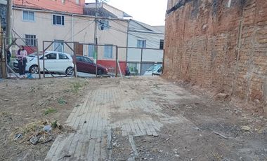 ¡Invierte en el Corazón de Valparaíso! Terreno con Potencial cerca Rodriguez