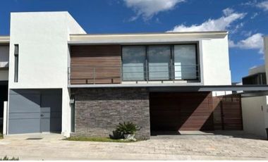 SE VENDE CASA EN LOMAS DEL MOLINO RESIDENCIAL II EN LEON GUANAJUATO, ZONA NORTE