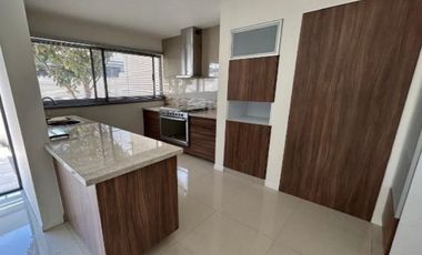 SE VENDE CASA EN LOMAS DEL MOLINO RESIDENCIAL II EN LEON GUANAJUATO, ZONA NORTE