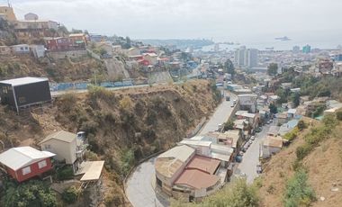Venta de casa conespetacular Vista y gran terreno