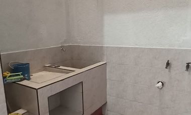 ARRIENDO CASA  SEGUNDO PISO  BARRIO  PORVENIR