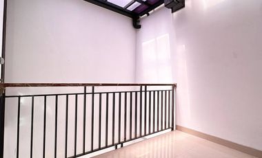 Rumah Ready 2 Lantai Jatimekar Jatiasih Bekasi 4 Kamar Murah Nego
