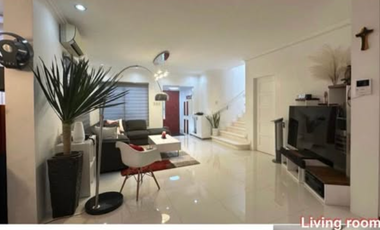 FOR SALE: HOUSE & LOT IN MENLO PARK BF HOMES PARANAQUE CITY