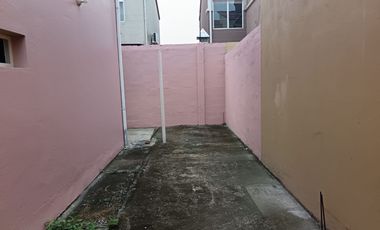 Alquiler de casa en Urbanización La Perla, 4 dormitorios.