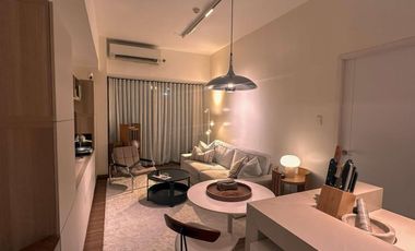 FOR SALE: SHANG SALCEDO PLACE 1 BEDROOM MAKATI CITY