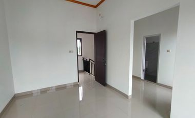 Rumah KCM Kota Cinema Mall Jatiasih, Baru 2 LANTAI Murah Dekat Tol di Kota Bekasi (YUDI) Jual Dijual