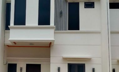 Rumah KCM Kota Cinema Mall Jatiasih, Baru 2 LANTAI Murah Dekat Tol di Kota Bekasi (YUDI) Jual Dijual