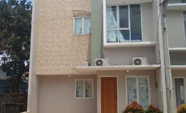 Rumah Nuci Jatiasih Dekat Toll Jatiwarna,Baru 2 LANTAI di Jatiluhur Jatiasih Kota Bekasi Jual Dijual