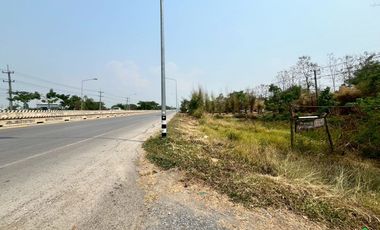 Prime Land for Sale on San Kamphaeng New Super Highway