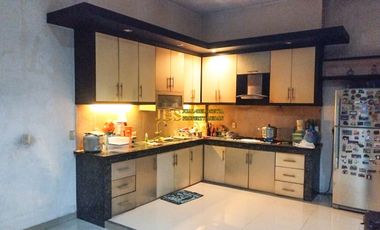 Dijual Villa Siap Huni Furnish Komplek Cemara Asri Jalan Orchard
