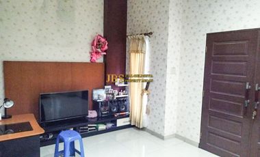 Dijual Villa Siap Huni Furnish Komplek Cemara Asri Jalan Orchard