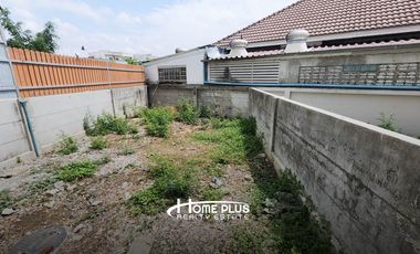ทาวน์โฮม 3 ชั้นครึ่ง ถนนลำลูกกาคลอง3 ใกล้โรงพยาบาลสินแพทย์
