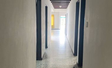 ARRIENDO CASA COMERCIAL BARRIO LOS CAMBULOS