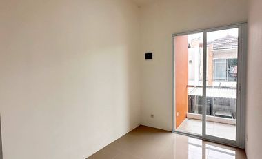 [JALAN 2 MOBIL] Rumah Jatikramat Jatiasih Dekat Stasiun LRT Cikunir Kota Bekasi (ARR165) Jual Dijual