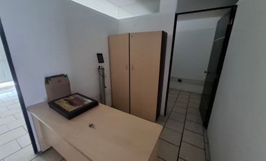 EXCELENTE EDIFICIO EN RENTA CON GRAN UBICACION, JUNTO A CIRCUITO JUAN PABLO Y A MINUTOS DE ANGELOPOLIS!!