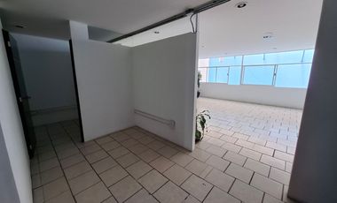 EXCELENTE EDIFICIO EN RENTA CON GRAN UBICACION, JUNTO A CIRCUITO JUAN PABLO Y A MINUTOS DE ANGELOPOLIS!!