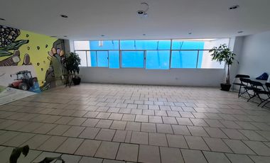 EXCELENTE EDIFICIO EN RENTA CON GRAN UBICACION, JUNTO A CIRCUITO JUAN PABLO Y A MINUTOS DE ANGELOPOLIS!!