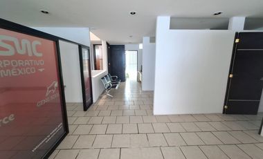 EXCELENTE EDIFICIO EN RENTA CON GRAN UBICACION, JUNTO A CIRCUITO JUAN PABLO Y A MINUTOS DE ANGELOPOLIS!!