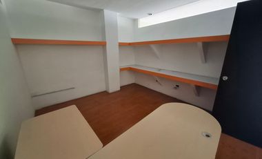 EXCELENTE EDIFICIO EN RENTA CON GRAN UBICACION, JUNTO A CIRCUITO JUAN PABLO Y A MINUTOS DE ANGELOPOLIS!!