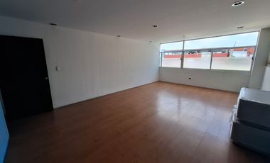 EXCELENTE EDIFICIO EN RENTA CON GRAN UBICACION, JUNTO A CIRCUITO JUAN PABLO Y A MINUTOS DE ANGELOPOLIS!!