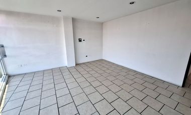 EXCELENTE EDIFICIO EN RENTA CON GRAN UBICACION, JUNTO A CIRCUITO JUAN PABLO Y A MINUTOS DE ANGELOPOLIS!!